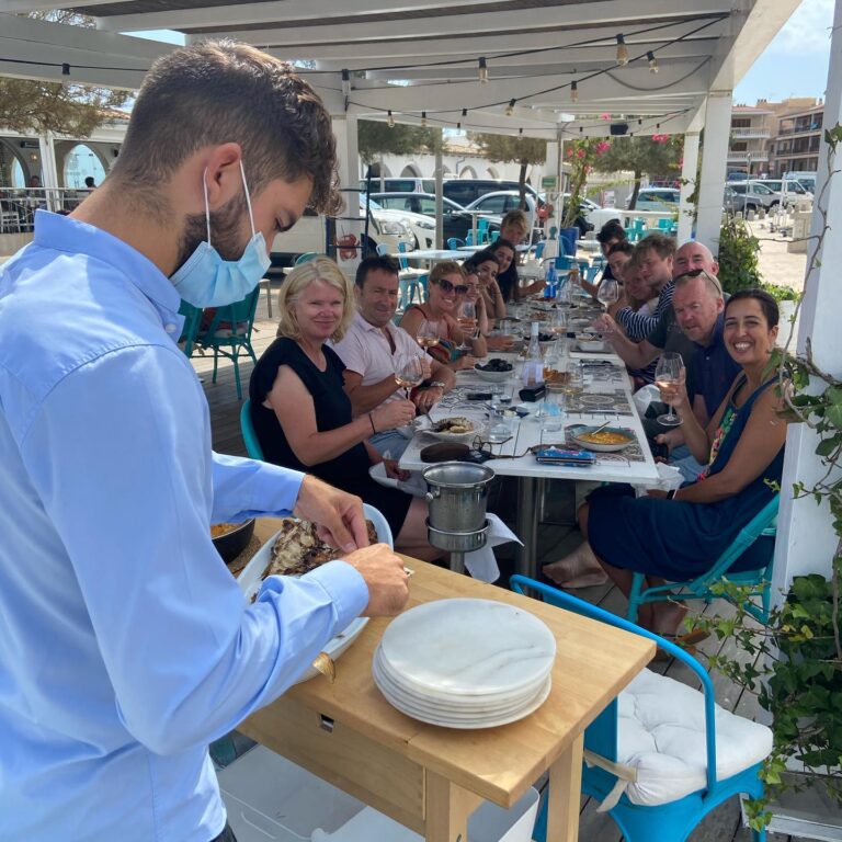 122729929 2713245482252224 8742121336782106915 n